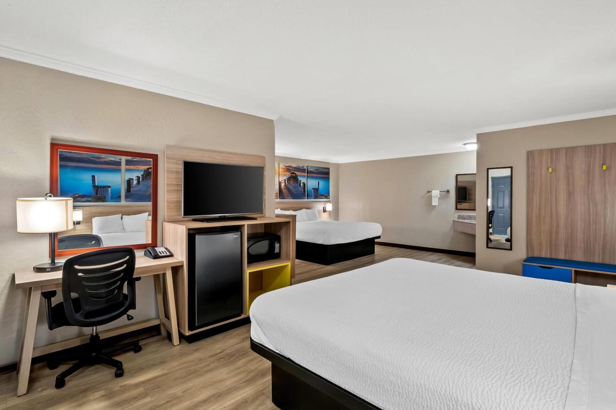 Days Inn By Wyndham Whitmore Lake Ann Arbor Brighton Ngoại thất bức ảnh