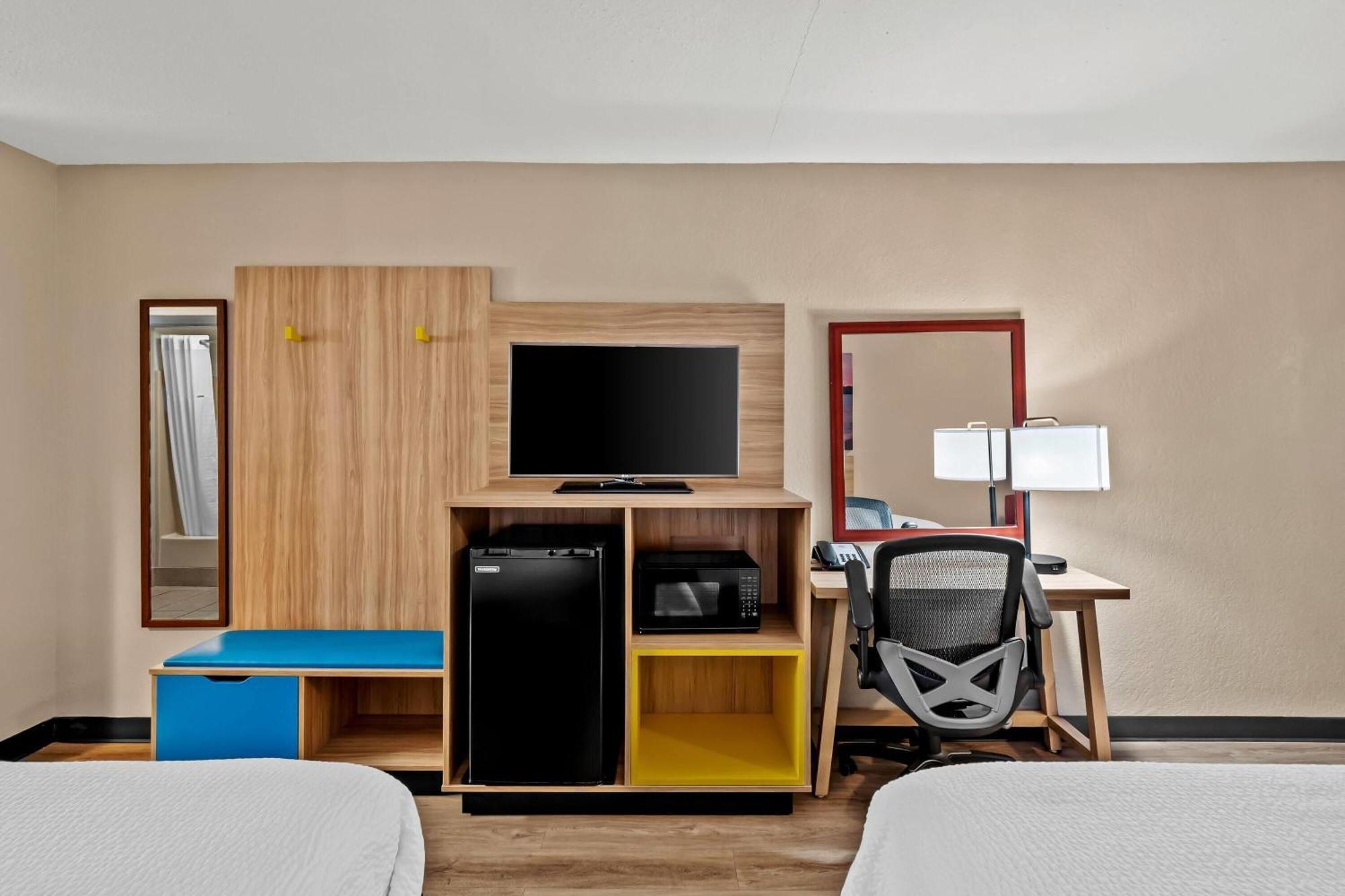 Days Inn By Wyndham Whitmore Lake Ann Arbor Brighton Ngoại thất bức ảnh