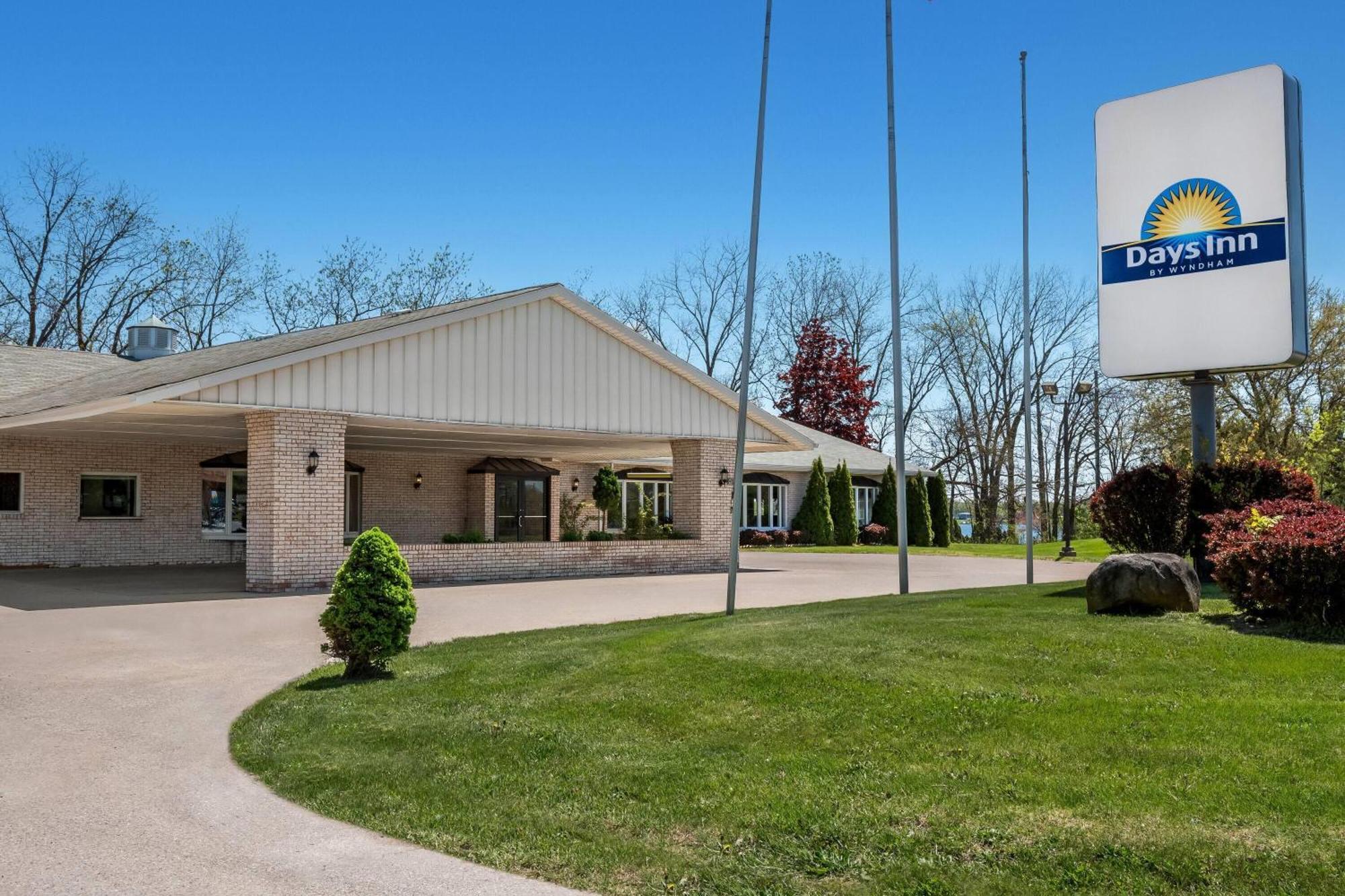 Days Inn By Wyndham Whitmore Lake Ann Arbor Brighton Ngoại thất bức ảnh