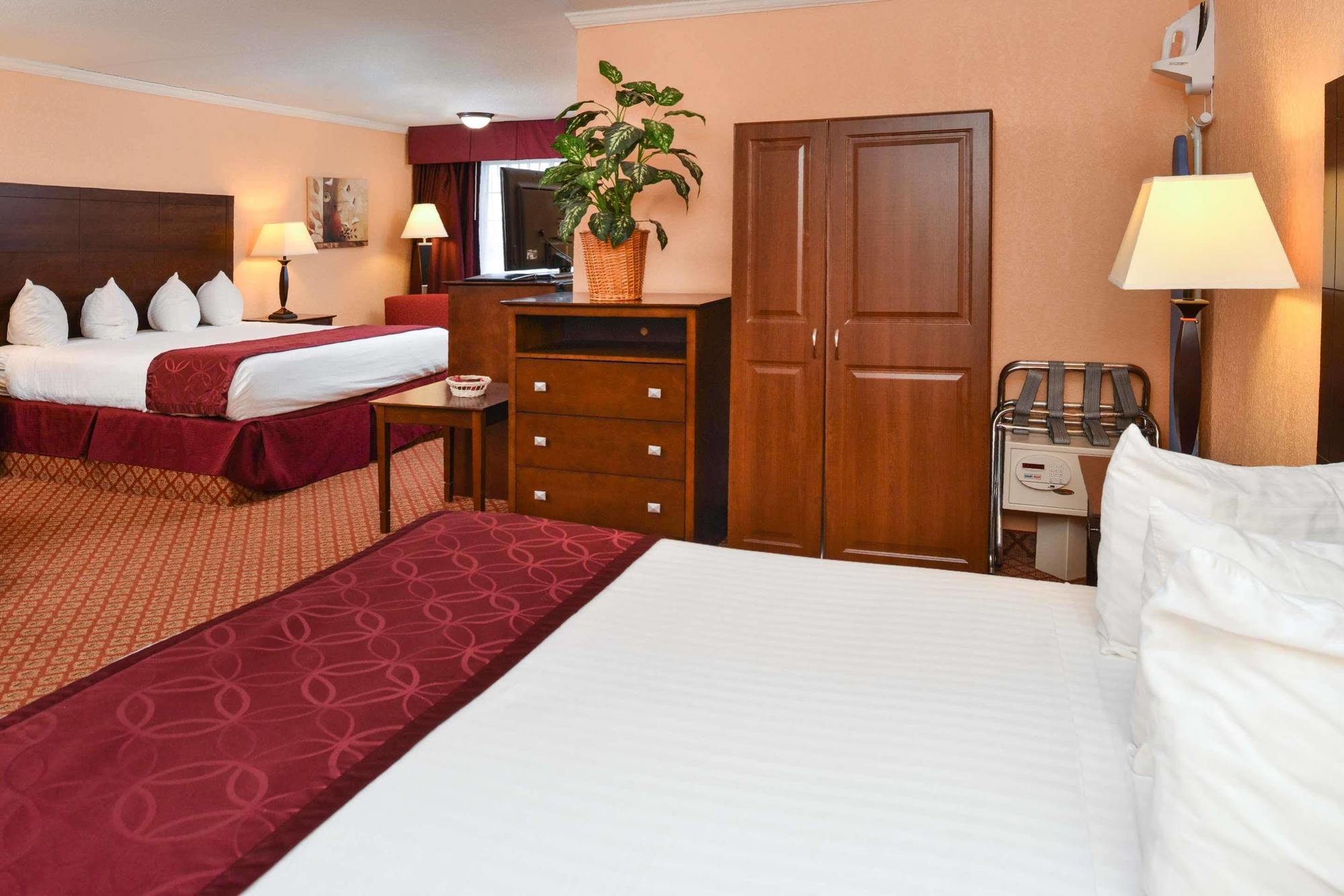 Days Inn By Wyndham Whitmore Lake Ann Arbor Brighton Ngoại thất bức ảnh